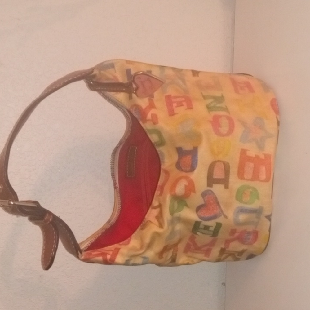 Dooney & Bourke Purse